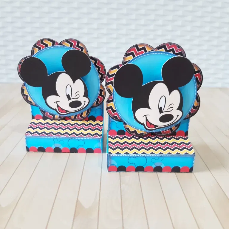 Decoração para festa Mickey. Arquivos PDF e PNG para imprimir e arquivo de corte Studio. Inclui moldes de topper.