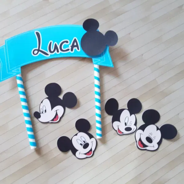 Kit decoração Mickey Mouse nos formatos Studio, PNG e PDF. Ideal para temas de festas de aniversário. Inclui moldes de topper.