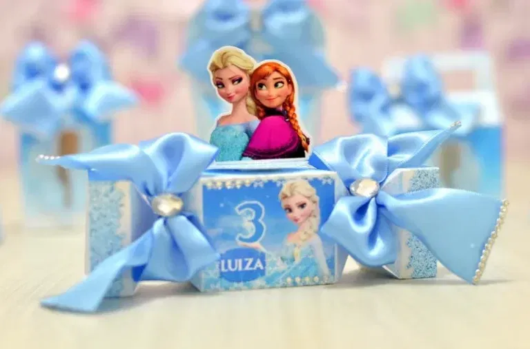 Moldes de decoração para aniversário da Frozen. Arquivo de corte, topper e festas.