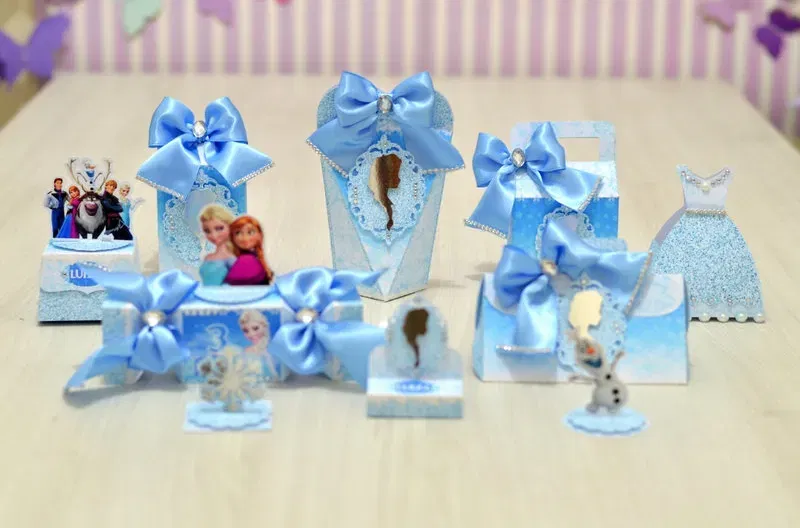 Kit profissional decoração para aniversário da Frozen. Arquivo de corte, topper e festas.