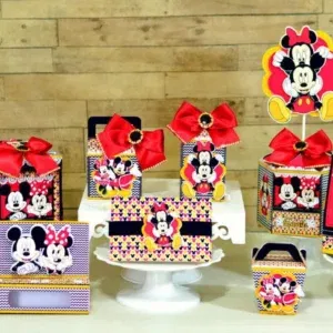 Arquivo de corte Mickey e Minnie nos formatos Studio e PDF. Perfeito para decoração de aniversário e festas. Inclui topper e topo de bolo.