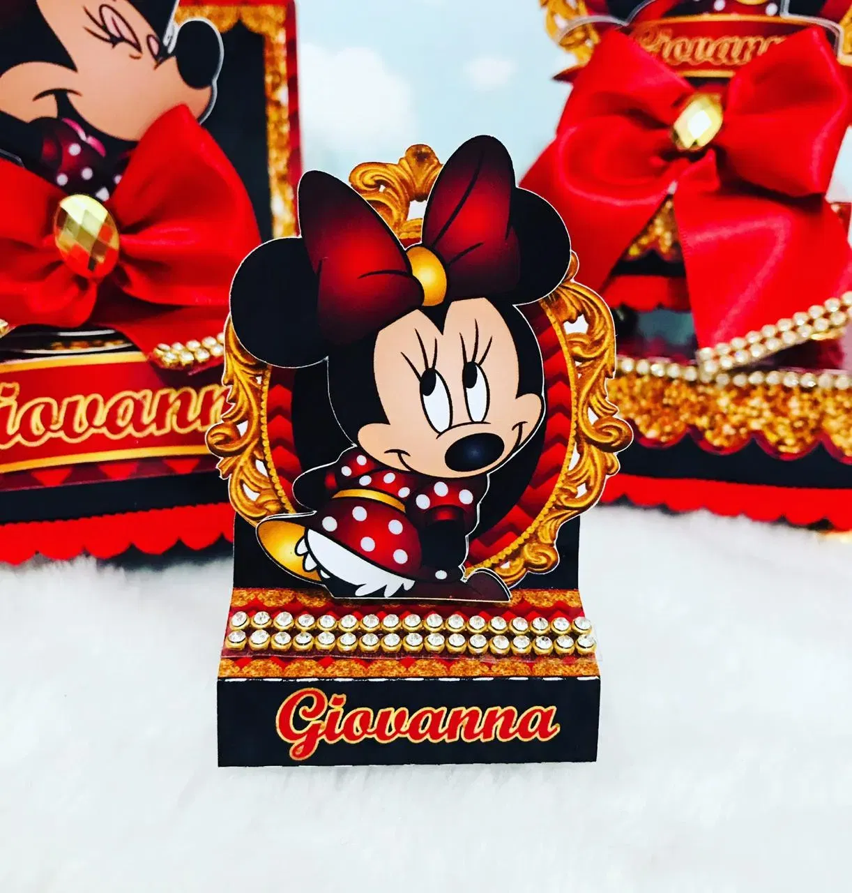 Faça você mesma a decoração da Minnie Vermelha. Arquivo de corte Studio e PDF para topper de festas.