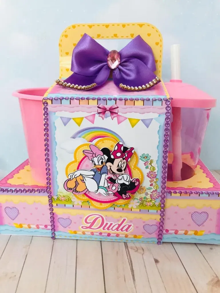 Arquivo de corte Minnie e Margarida em camadas. Topper de bolo e decoração para festas e aniversário.