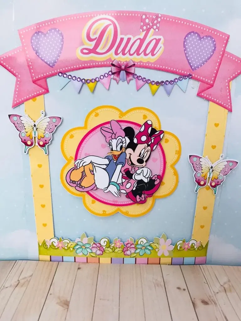 Topo de bolo Minnie e Margarida em camadas. Arquivo de corte Studio para topper e decoração de aniversário.