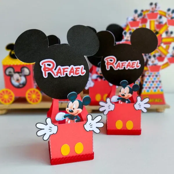 Elementos de decoração Parque do Mickey em arquivo de corte Studio. Ideal para festas, aniversário e montagem de topper.
