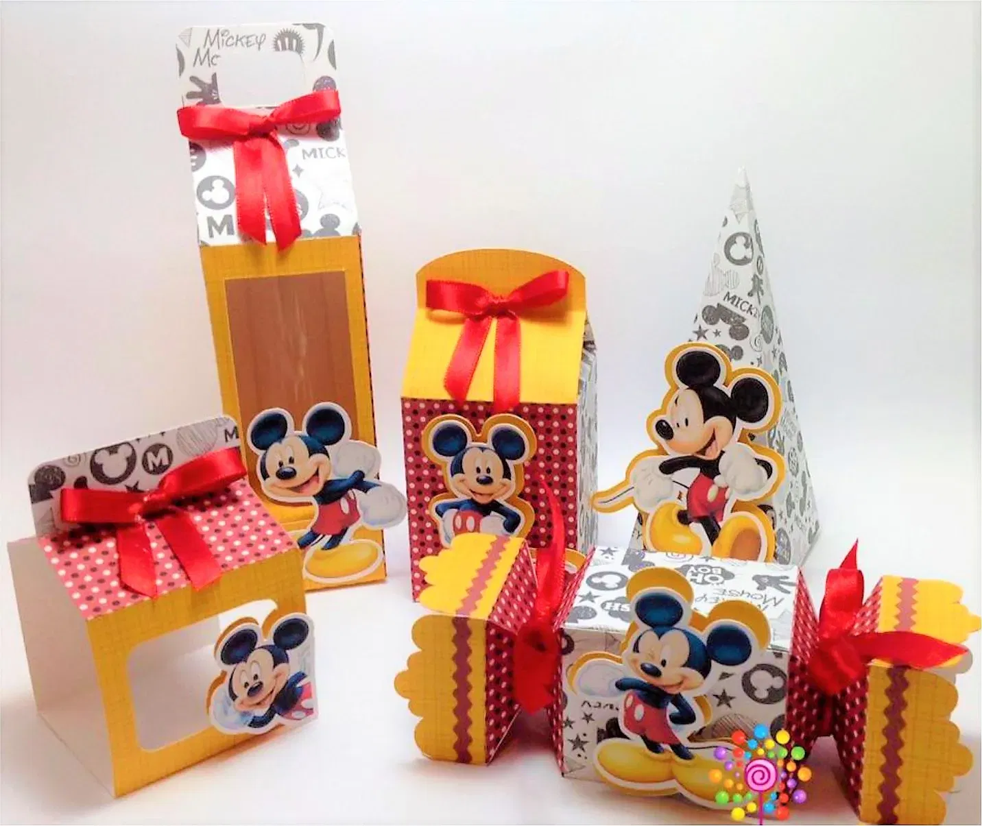 Arquivo de corte Mickey para Silhouette Studio. Ideal para decoração de aniversário e topper de festas.