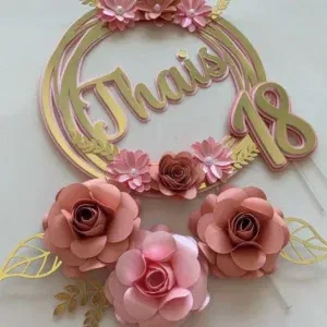 Imagem de Topo de Bolo Flores em formato Arquivo de Corte digital. Ideal para decoração e topper de festas de aniversário com temas florais.