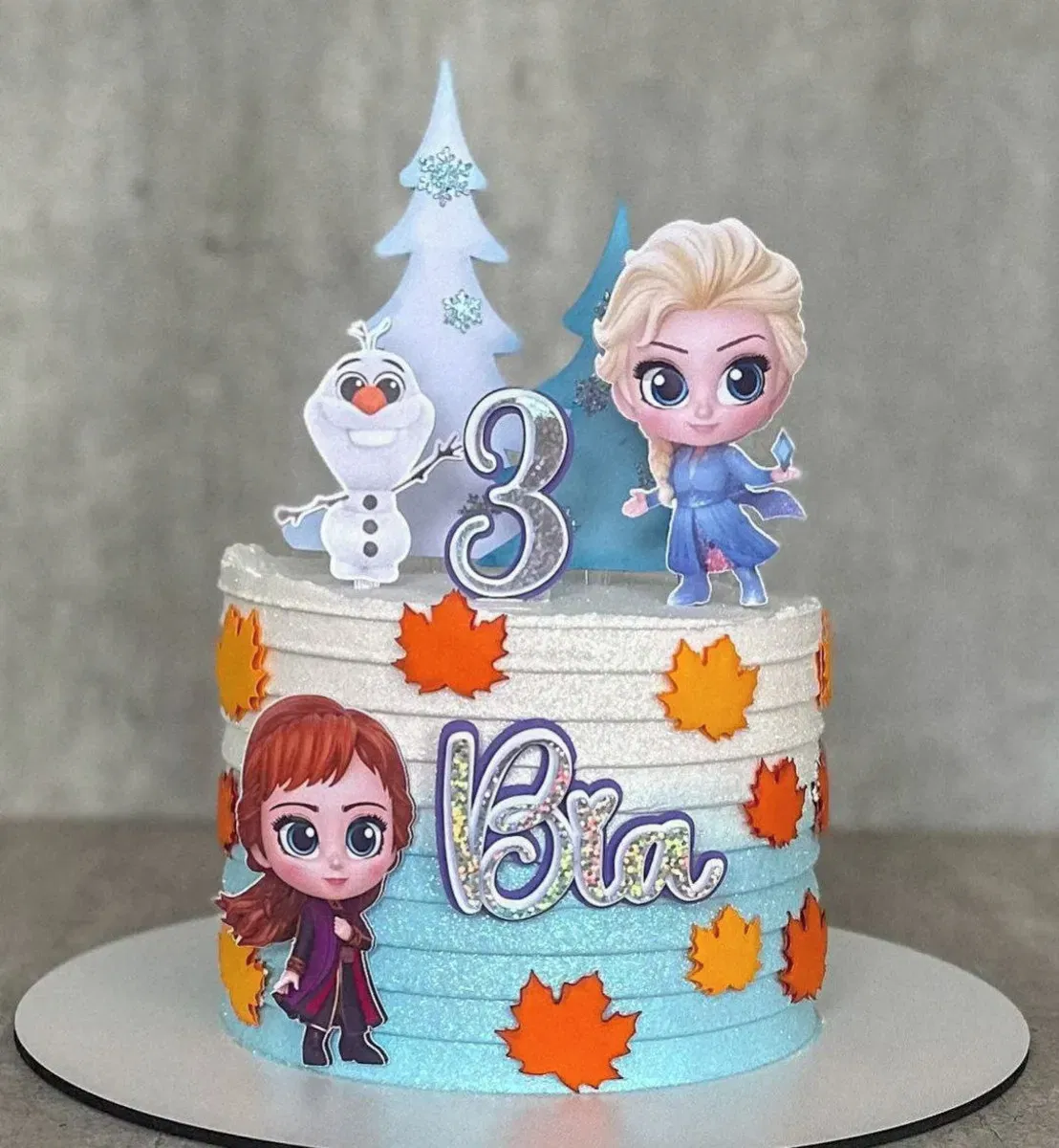 Arquivo de corte Frozen para topo de bolo em Silhouette Studio. Decoração, topper e festas.
