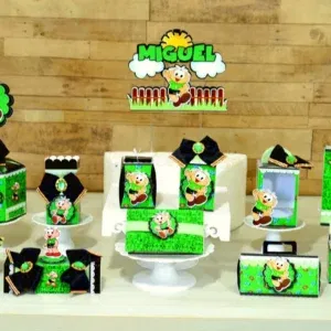 Centro de Mesa Cebolinha (Studio/PDF). Arquivo de Corte para decoração de festas de aniversário com o tema Turma da Mônica. Coordena com topo de bolo e topper.