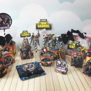 Centro de Mesa Fortnite Destaque. Arquivo de Corte Studio