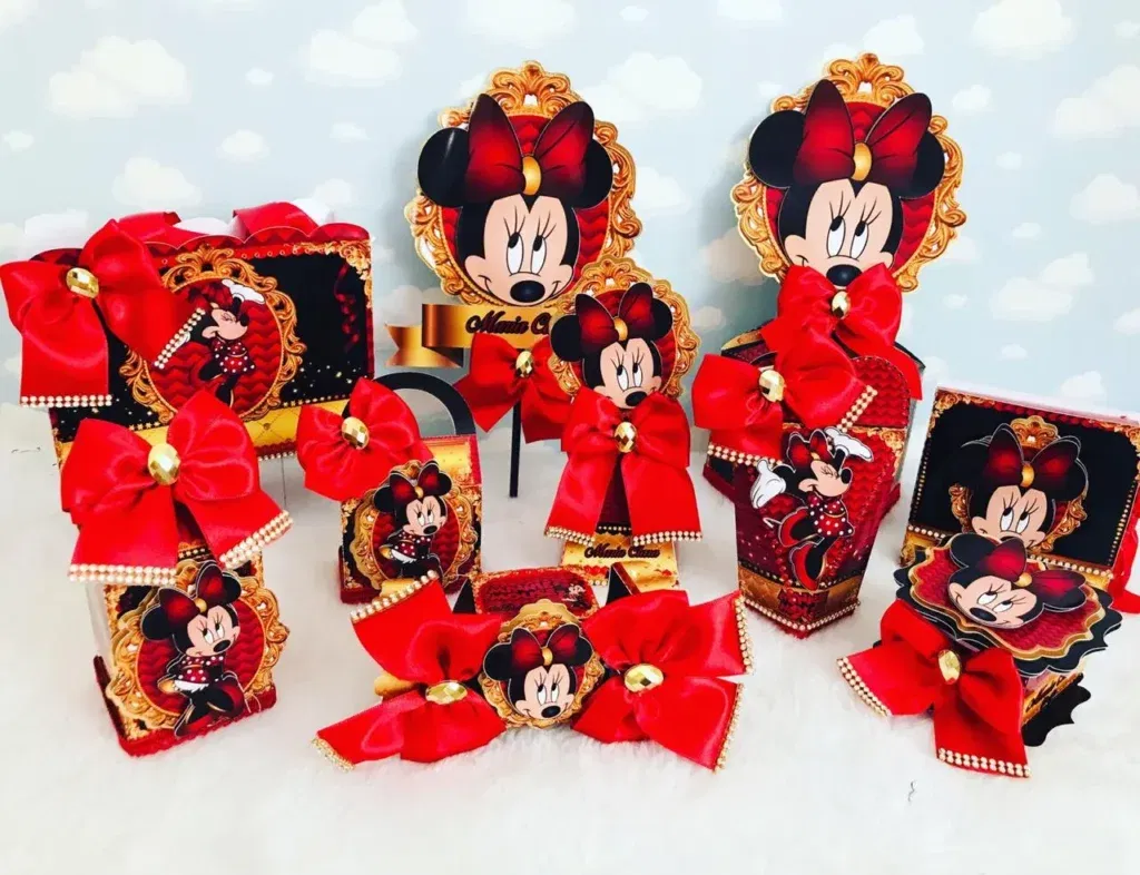 Download de arquivo de corte centro de mesa Minnie Realeza. Decoração, topper e aniversário.