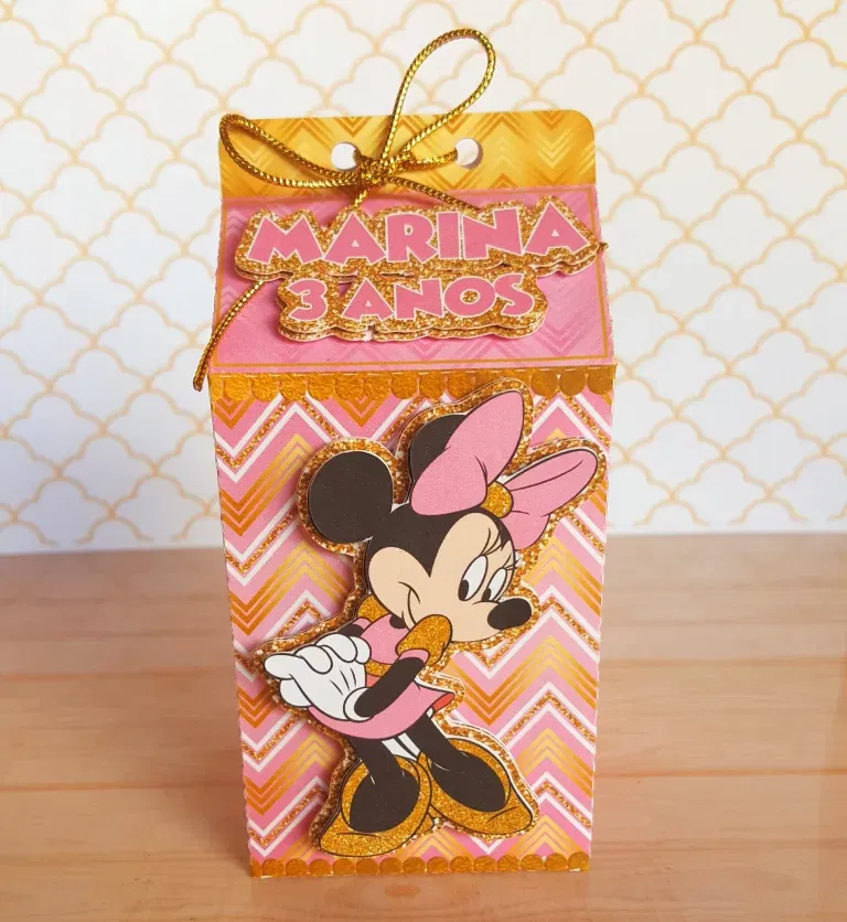 Kit decoração aniversário Minnie em Studio e PDF. Ideal para topper, topo de bolo e festas.