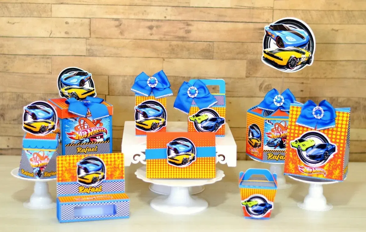 Decoração Carros Hot Wheels Versátil. Arquivo de Corte Studio e PDF para festas de aniversário. Permite a criação de topo de bolo e topper com facilidade.