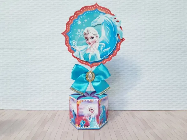 Download de arquivo de corte Elsa para festas. Decoração, topper e temas.