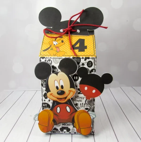 Topo de bolo temático Mickey para aniversário. Arquivo de corte Studio para decoração e topper de festas.