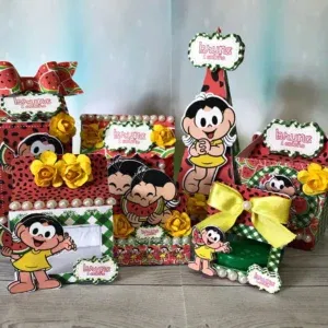 Decoração Festa Magali Simples e de baixo custo. Arquivo de Corte Studio para aniversário. Kit para criar topper e outros itens de decoração no tema Melancia.