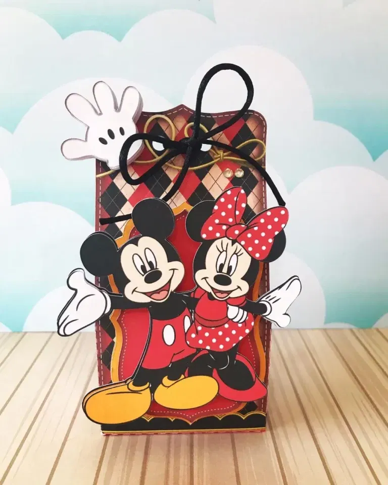 Imagens PNG e arquivo de corte Studio Mickey e Minnie. Decoração de aniversário, topper e topo de bolo para festas.