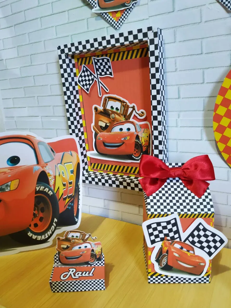 Decoracao Painel Hot Wheels Studio e Pdf 2