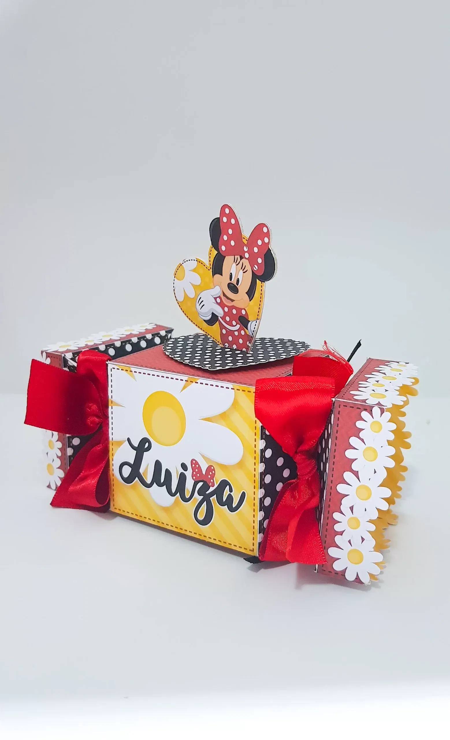 Download de arquivo de corte Minnie para festa. Formatos Studio e PDF para topper e decoração.
