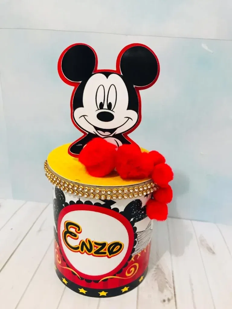 Topo de bolo e topper Mickey Simples em arquivo de corte. Ideal para decoração de festas de aniversário.