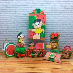 Embalagens digitais (Studio) para Lembranças de Aniversário Tema Magali. Arquivo de Corte para decoração e montagem de mimos. Combine com o topo de bolo e topper do mesmo tema.