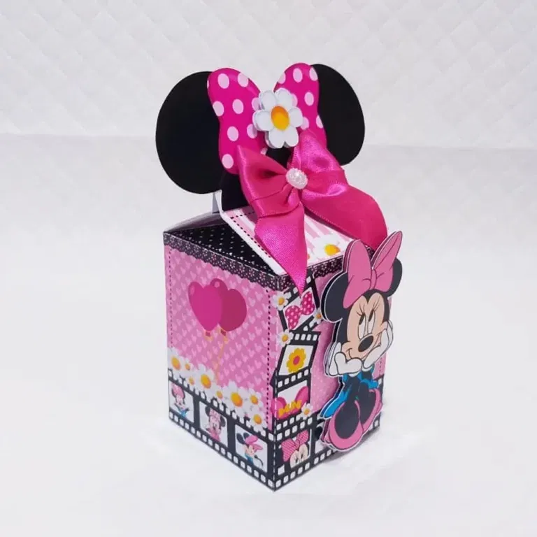 Displays de mesa Minnie 3D. Arquivo de corte Studio e PDF para decoração de aniversário e topper.