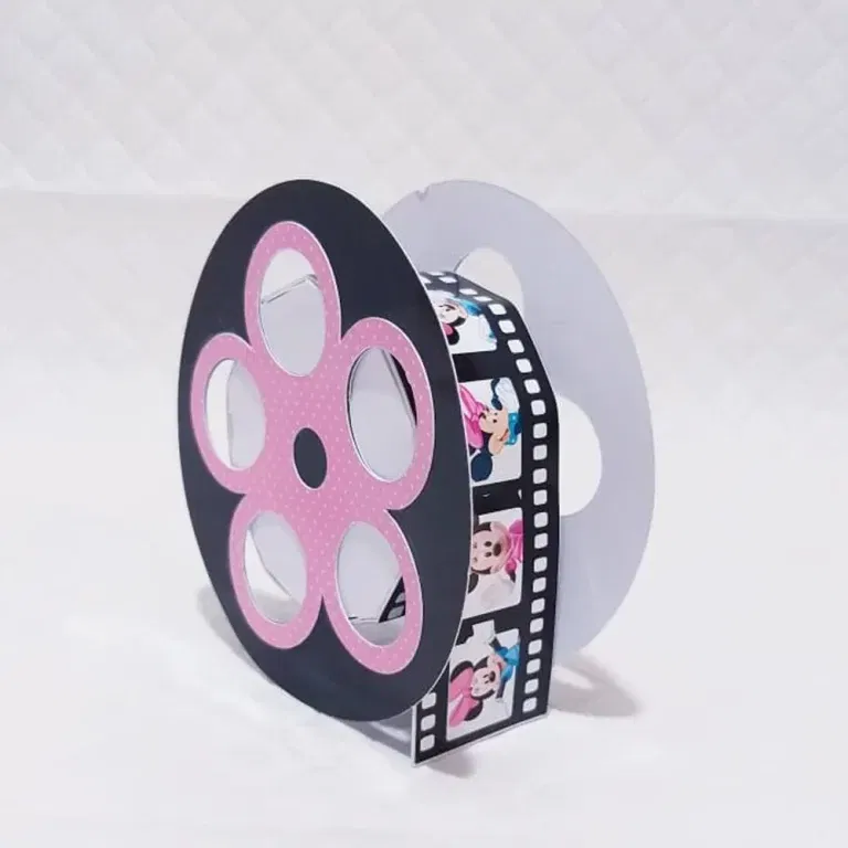 Mesa de decoração Minnie para imprimir e cortar. Arquivo de corte Studio e PDF para festas.