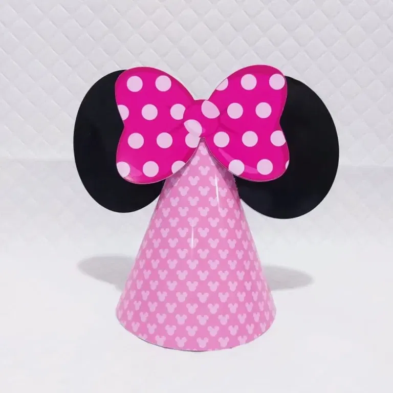 Itens de mesa de decoração Minnie em Studio e PDF. Ideal para aniversário, topper e festas.
