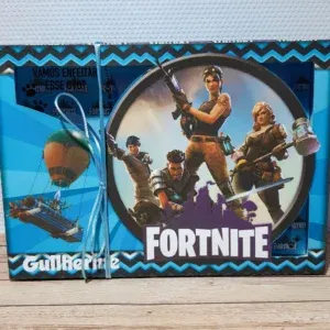 Kit Mini Confeiteiro Páscoa Fortnite (Studio e PDF). Arquivo de Corte essencial para decoração e lembrancinhas de festas de aniversário em abril. Inclui moldes de topper e embalagens.