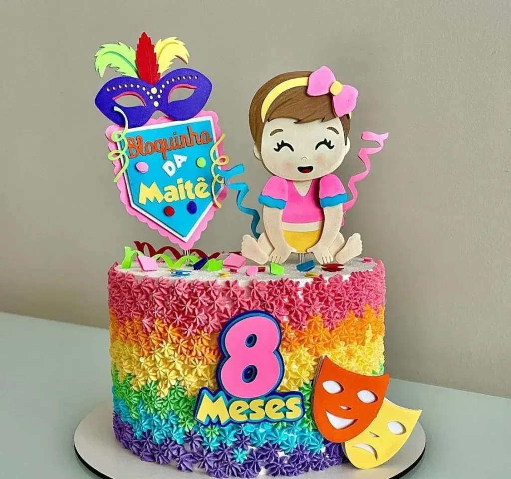 Topo de bolo feminino para Carnaval com brilho.