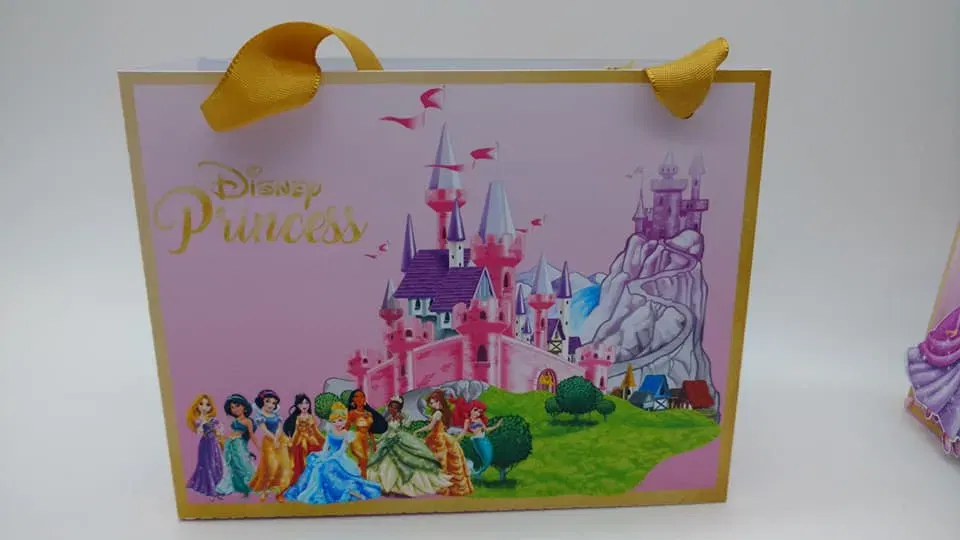 Decoração Princesas Disney em camadas. Arquivo de corte, topper e festas.