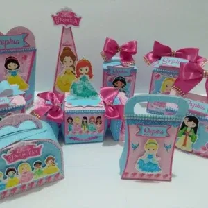 Decoração Princesas Disney otimizada para Silhouette. Arquivo de corte, topper e festas.