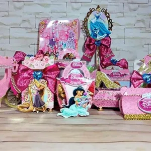 Decoração Princesas Disney em 3D. Arquivo de corte, topper e festas.