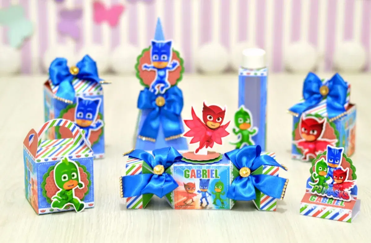 Arquivo de corte Silhouette Pj Masks Studio. Topper, decoração, temas e festas.