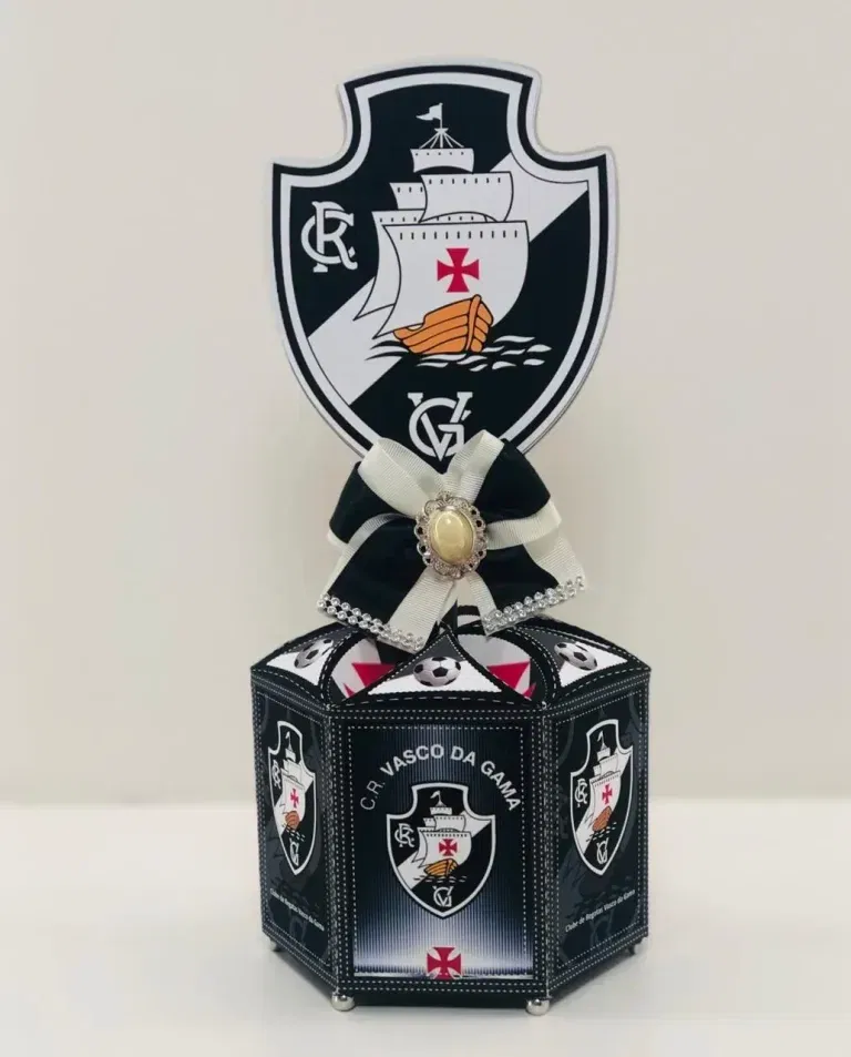 Arquivo de corte Vasco em Studio e Pdf. Decoração, topper, temas e festas.