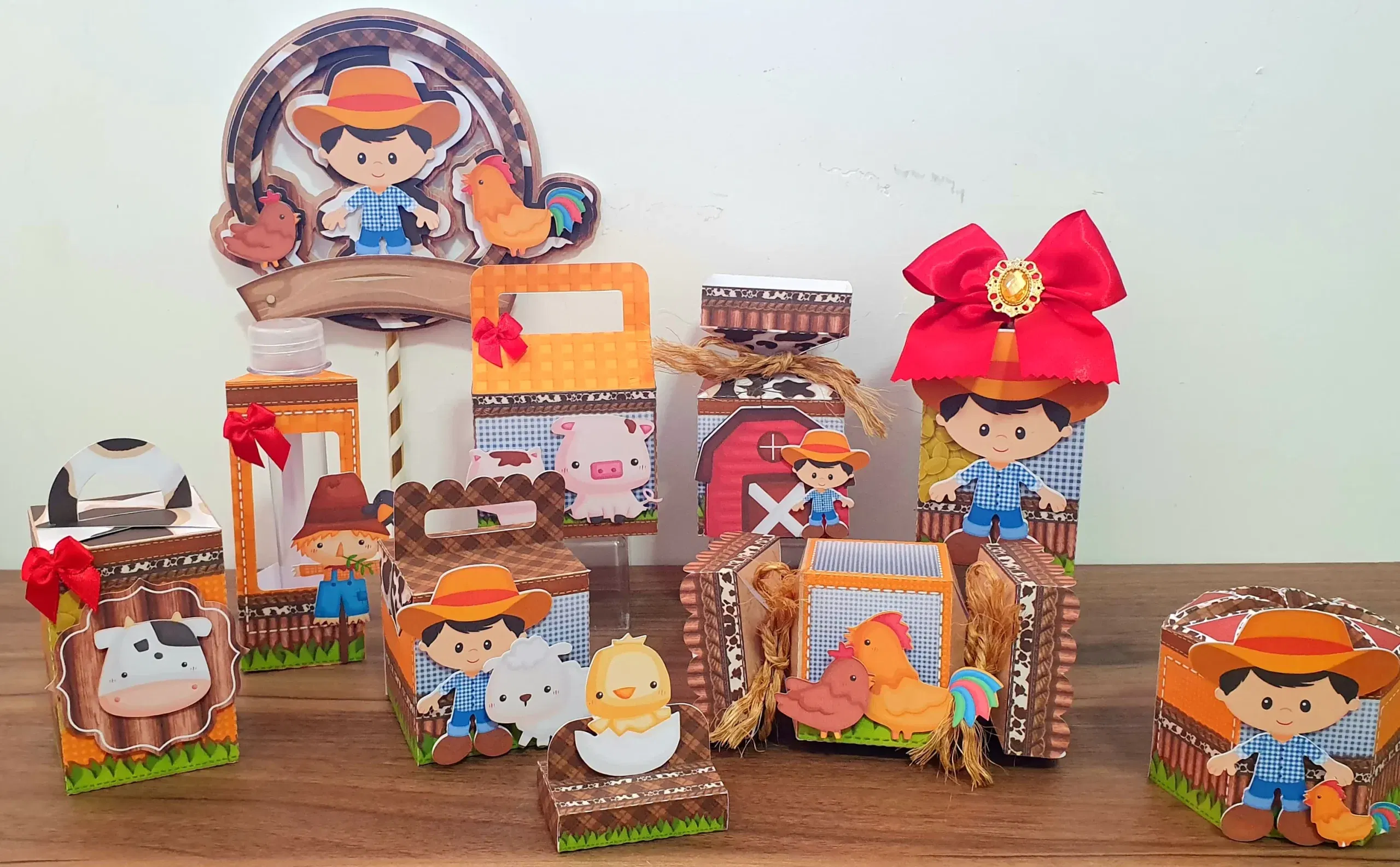 Kit profissional decoração fazendinha menino. Topper, temas, festas.