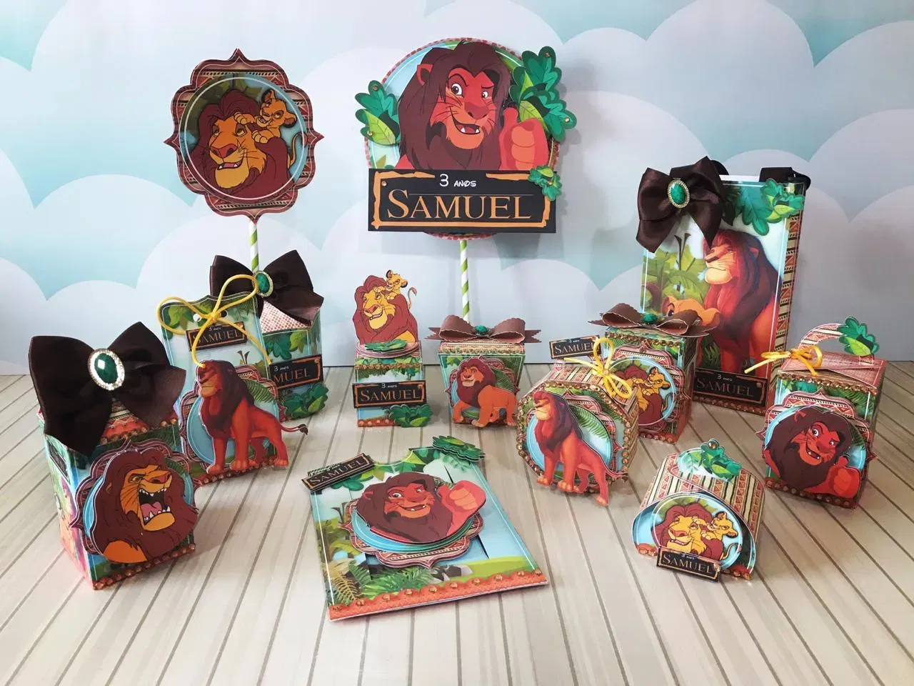 Decoração Rei Leão para imprimir e cortar. Topper, temas, festas e arquivo de corte.