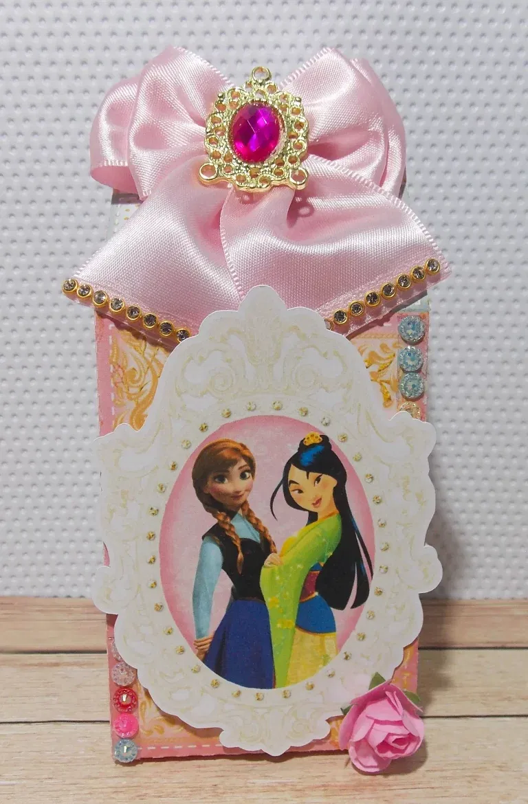 Moldes de decoração Princesas Disney para fazer em casa. Topper, temas e festas.