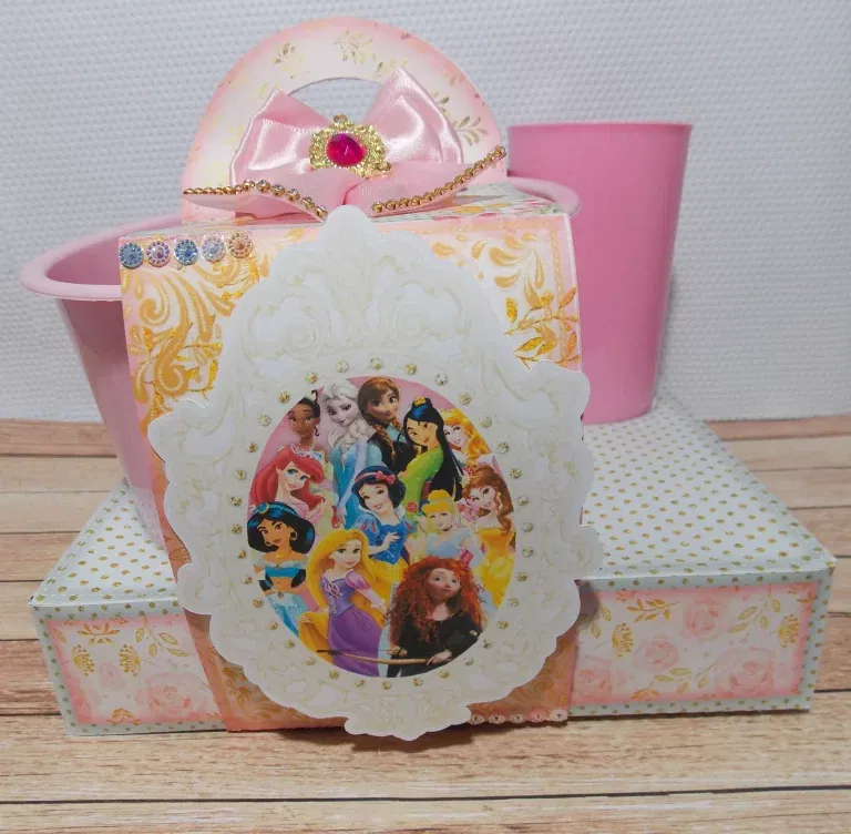 Kit decoração festa Princesas Disney em Studio e Pdf. Topper, temas e festas.