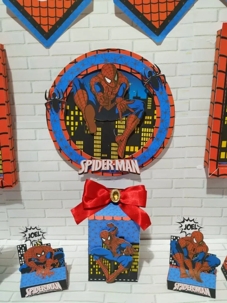Kit profissional de decoração Homem Aranha. Topper, temas, festas e arquivo de corte.