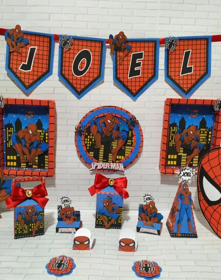 Kit decoração Homem-Aranha.