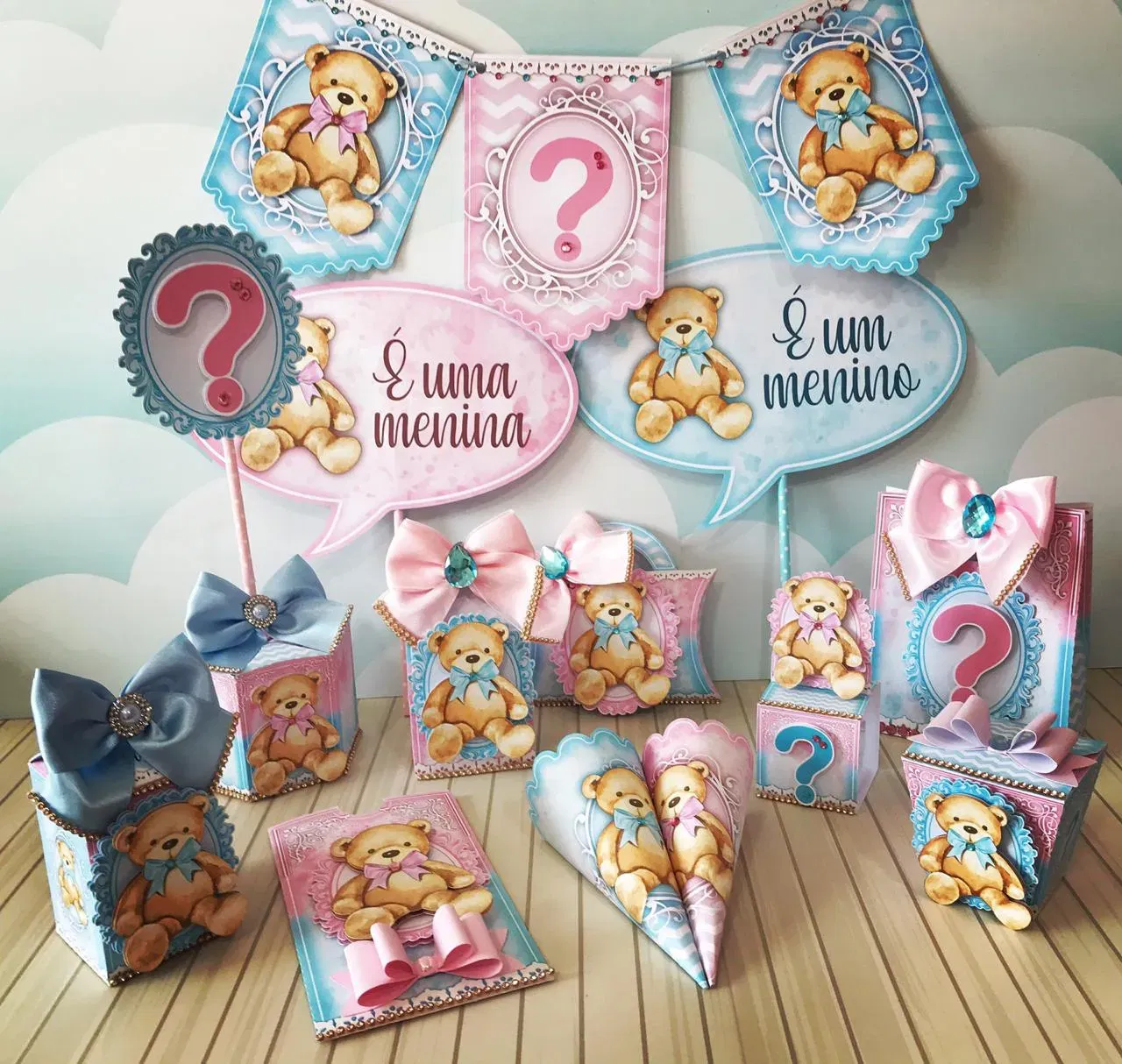 Decoração chá de revelação ursinhos para imprimir e recortar. Topper, temas, festas e arquivo de corte.