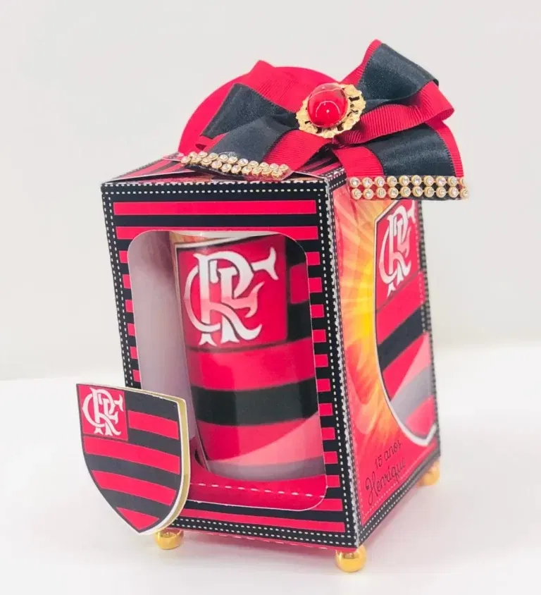 Kit profissional de decoração de aniversário do Flamengo. Topper, temas e festas.