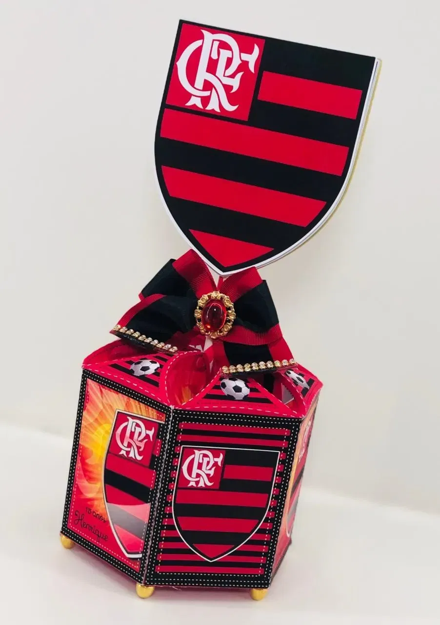 Kit de decoração de aniversário do Flamengo em Studio e PDF. Temas, topper e festas.