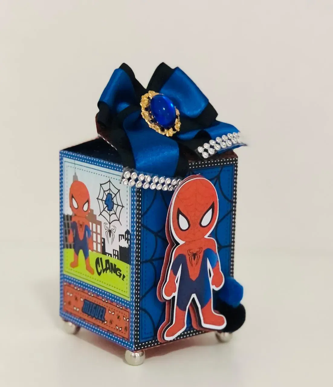 Download de arquivo de corte Homem Aranha para aniversário. Topper, decoração e temas.