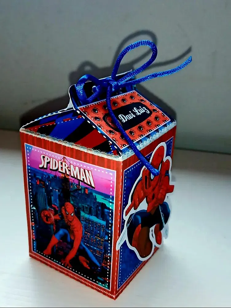 Download de arquivo de corte decoração infantil Homem Aranha. Topper, decoração e temas.