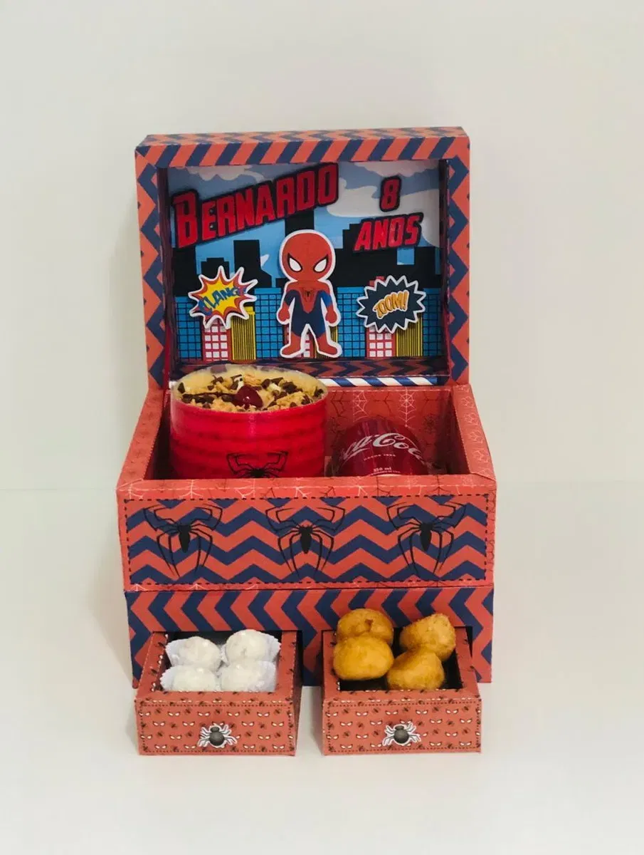 Kit profissional decoração festa na caixa Homem Aranha. Topper, temas, festas e arquivo de corte.
