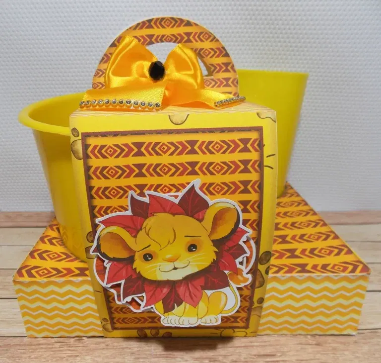 Moldes de decoração leãozinho para fazer em casa. Topper, temas e festas.