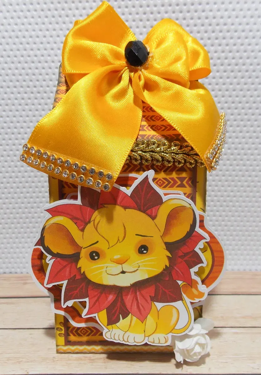 Arquivo de corte leãozinho baby em Studio e PDF. Decoração, topper, temas e festas.