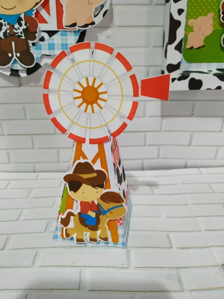 Centro de mesa tema Fazendinha Masculino, arquivo digital para decoração de festa de aniversário infantil para imprimir.